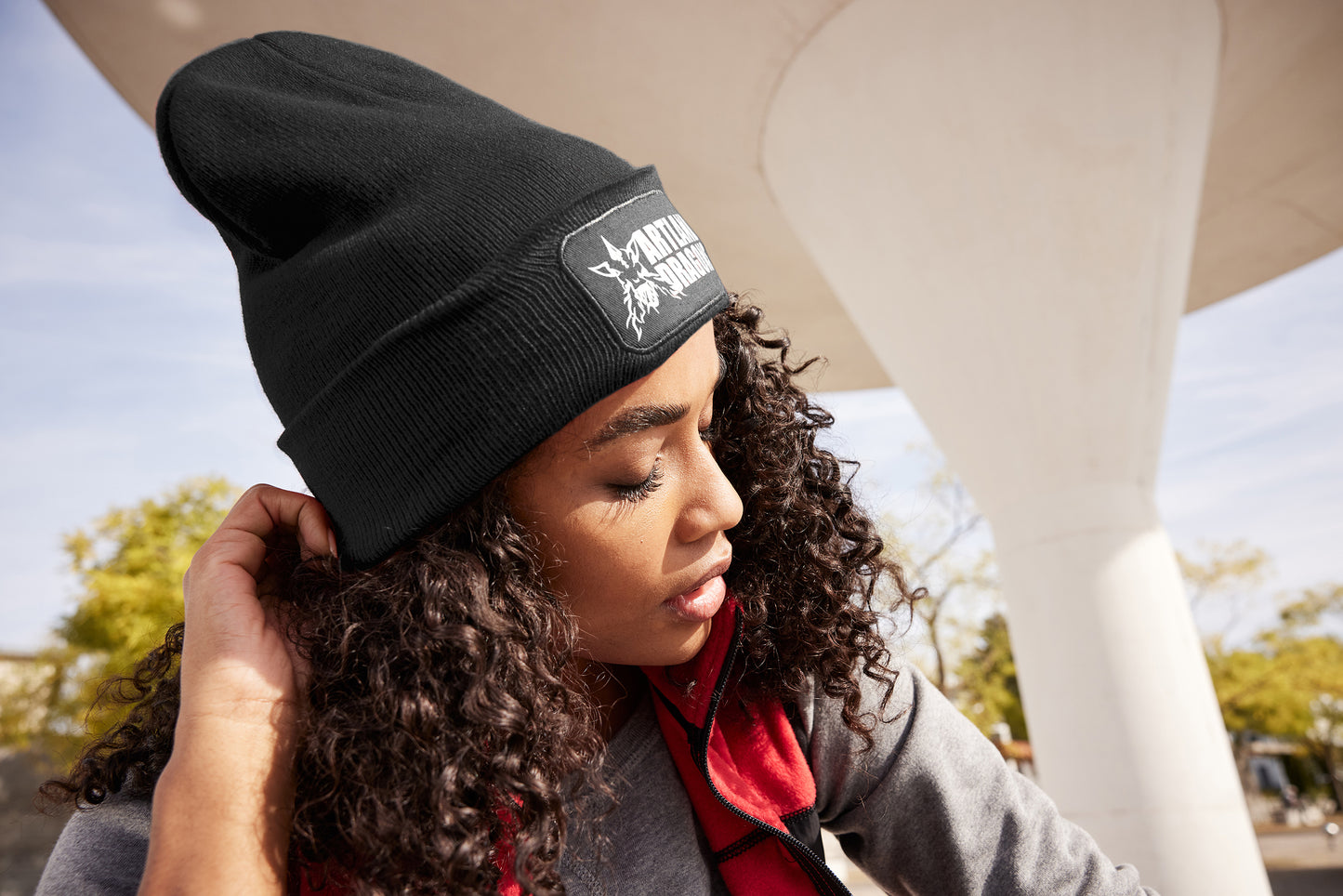 MB7403 | Strickmütze mit Patch – perfekt für hochwertige Sticklogos und starke Markenauftritte